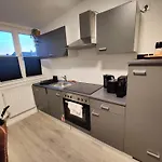 Bliss - 2 Schlafzimmer, Boho, Netflix, Arbeitsplatz Appartement *