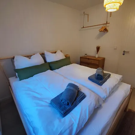 Bliss - 2 Schlafzimmer, Boho, Netflix, Arbeitsplatz * Wiesbaden